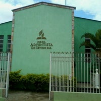 Das Foto wurde bei Igreja Adventista do Sétimo Dia von Roberto R. am 4/13/2013 aufgenommen