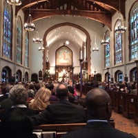 Photo taken at St. Luke&amp;#39;s Episcopal Church by Kenzie B. on 12/24/2014