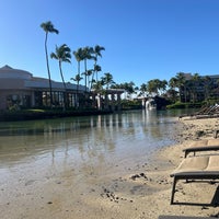 Photo taken at Hilton Waikoloa Village Resort by Nutpaphat Y. on 12/8/2023