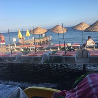 Photo taken at Küçükyalı Cafe &amp;amp; Beach by Nazife T. on 9/4/2017