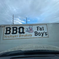 Foto tirada no(a) Fat Boys BBQ por Kyle H. em 4/29/2021