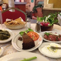 4/13/2013 tarihinde Daniel E.ziyaretçi tarafından Restaurant Árabe Miguel'de çekilen fotoğraf