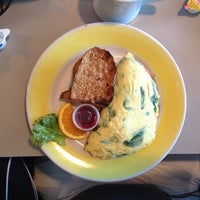 Photo taken at The Omelette Shoppe by Per A. on 6/26/2013