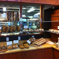 8/3/2013 tarihinde Thomas W.ziyaretçi tarafından Beyond Bread Artisan Bakery'de çekilen fotoğraf
