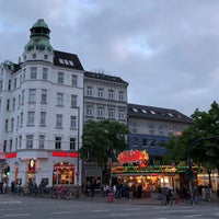 Photo taken at Reeperbahn by Selvin S. on 5/25/2019