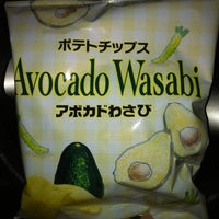 ファミリーマート 高槻センター街店 136人の訪問者 から 3個のtips 件