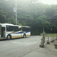 Photo taken at 深大寺バス停 by さかい 境. on 6/20/2016