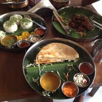 Foto tomada en The Old Madras Cafe  por Manvi D. el 2/16/2013