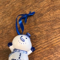 Photo taken at Delft Blue Store by Michelle G. on 7/6/2018