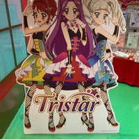 アイカツ オフィシャルショップ 横浜ワールドポーターズ店 みなとみらい21 97人の訪問者 から 2個のtips 件