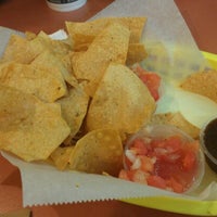 Photo taken at Senor Grandes Fresh Mexican Grill by Mike F. on 10/21/2012