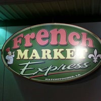 รูปภาพถ่ายที่ French Market Express โดย Trent S. เมื่อ 2/14/2013