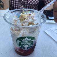 Photo taken at Starbucks by Melih E. on 7/20/2015