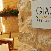 Foto tirada no(a) Restaurant Giaxa por Restaurant Giaxa em 2/2/2017