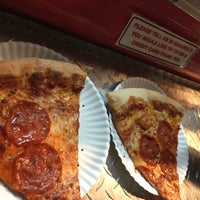 1/9/2016 tarihinde Sean H.ziyaretçi tarafından Stony&amp;#39;s Pizza Truck'de çekilen fotoğraf