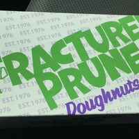รูปภาพถ่ายที่ Fractured Prune Doughnuts AZ โดย LaTricia W. เมื่อ 6/3/2016