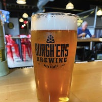 Photo taken at Burgh&amp;#39;ers Brewing Zelienople by Dave C. on 9/24/2022