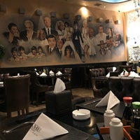 รูปภาพถ่ายที่ Fame Restaurant โดย Naim U. เมื่อ 9/12/2018
