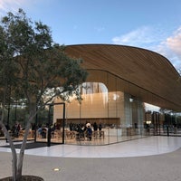 Photo taken at Apple Park Visitor Center by Gary Eng W. on 11/16/2017