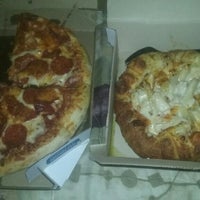 Photo taken at Domino&amp;#39;s Pizza by Kenny C. on 6/8/2016
