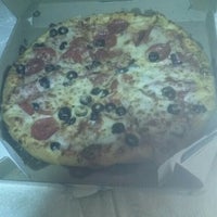 Photo taken at Domino&amp;#39;s Pizza by Kenny C. on 5/17/2016