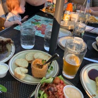 Carl's Tavern - Restaurant