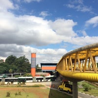 Photo taken at Estação Mercado / Parque Dom Pedro II (Expresso Tiradentes) by Brunno R. on 4/6/2015