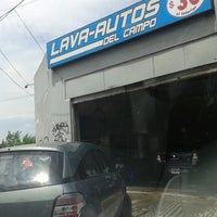 Photo taken at Lava-autos Del Campo by Leo V. on 2/12/2014