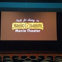 Foto tomada en Magic Lantern Movie Theater &amp;amp; Tannery Pub  por Linderloo el 7/25/2013