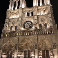 Foto scattata a Cattedrale di Notre-Dame da Soo Young A. il 10/10/2018