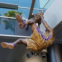 Photo taken at Shaquille O&#39;Neal Statue by Rachael G. on 4/28/2017