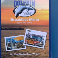 รูปภาพถ่ายที่ Dolphin Restaurant โดย Dava J. เมื่อ 5/28/2021