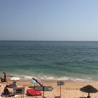 Foto diambil di Armação de Pêra oleh Tristan W. pada 8/27/2018