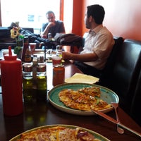 4/2/2016에 davide j.님이 Delice Pizza, Pasta, Sandwich에서 찍은 사진