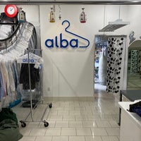 รูปภาพถ่ายที่ Alba Dry Cleaner &amp;amp; Tailor โดย Tim S. เมื่อ 12/3/2020