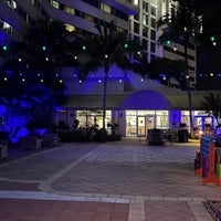 Foto diambil di West Palm Beach Marriott oleh Tim S. pada 12/27/2021