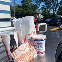 Foto diambil di All American Hamburger Drive In oleh Tim S. pada 7/21/2020