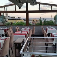 Foto scattata a Bella Mira Ottoman Cuisine da Bella Mira Ottoman Cuisine il 7/21/2016