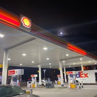 Photo taken at Shell by Aziz A. on 5/26/2021