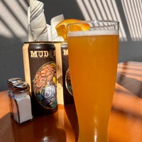 Photo taken at Mud Hen Brewing Company by Matthew H. on 5/12/2023