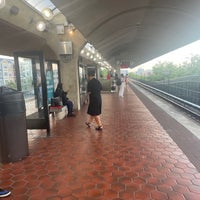 Photo taken at Rhode Island Ave-Brentwood Metro Station by Dante on 9/19/2022