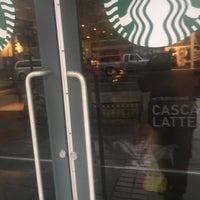 Photo taken at Starbucks by Dante on 1/14/2017