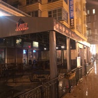 Foto diambil di Lou&amp;#39;s City Bar oleh Dante pada 2/11/2018