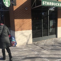 Photo taken at Starbucks by Dante on 1/8/2017