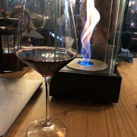 Photo taken at Restaurant SmokeONE Lounge Bar + Hookah, Кальян, Shisha, Narghile by Igor D. on 10/22/2019