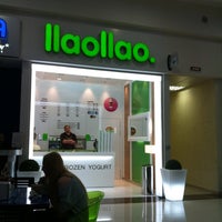 Photo taken at llaollao by Makcud . on 5/4/2013
