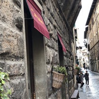 4/11/2018 tarihinde Ligia L.ziyaretçi tarafından Osteria del Caffè Italiano'de çekilen fotoğraf