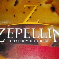 รูปภาพถ่ายที่ Zepellin Gourmeteria โดย Mauricio K. เมื่อ 3/31/2013