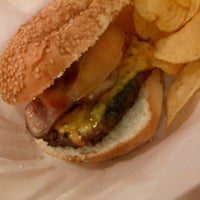 Photo taken at Sunset Burger by Luxury News S. on 1/25/2013