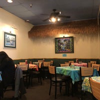 Das Foto wurde bei Freshies Restaurant &amp;amp; Bar von Mike S. am 1/31/2018 aufgenommen